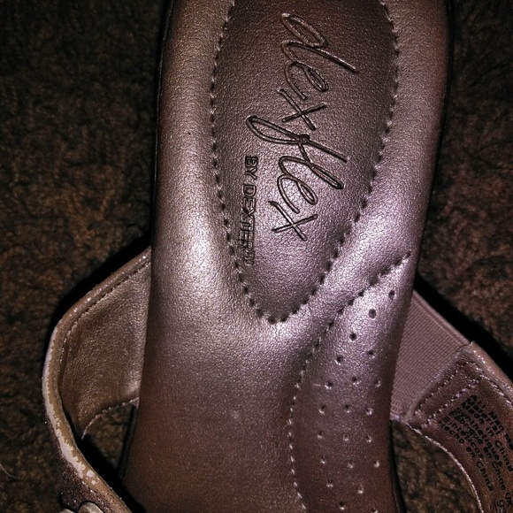 Sandals - Picture 3 of 6